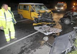 Eibar se viste de luto por la muerte de cuatro jóvenes en un accidente de tráfico