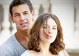 Mario Casas y María Valverde llevan a la cartelera el primer amor con '3MSC'  | El Diario Vasco