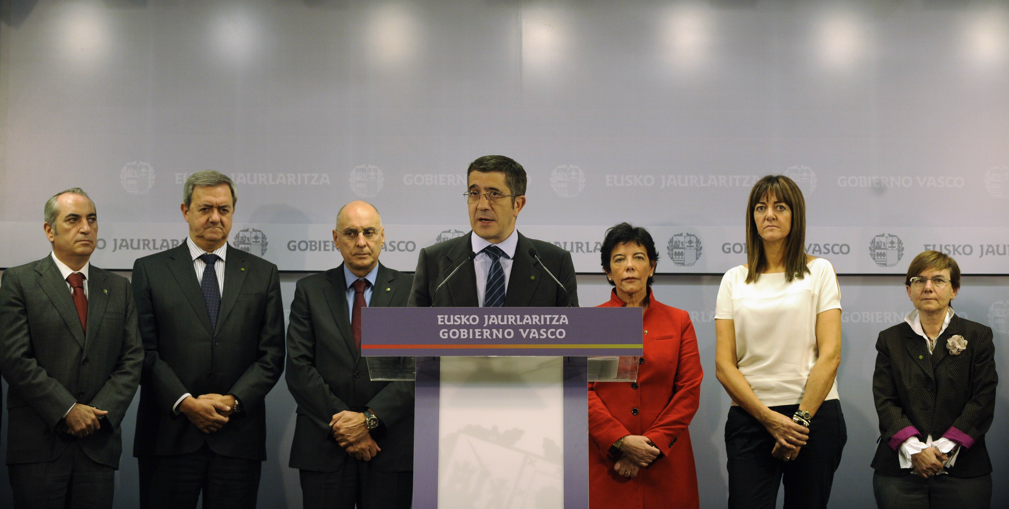 El lehendakari convoca a todos los partidos, incluido Bildu, y a los expresidentes vascos