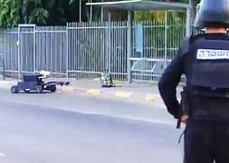 Broma a la policía israelí