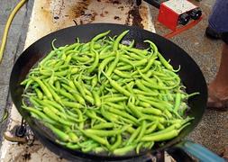 El domingo se celebra el XIV Feria 'Ibarra, azoka eta piparra'