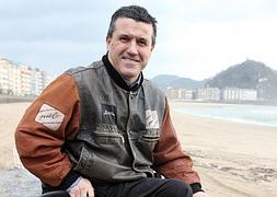 Patxi Salbide, en la Zurriola. /Mikel Fraile