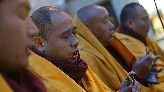 Ceremonia budista de purificación celebrada en Vitoria.NURIA GONZÁLEZ