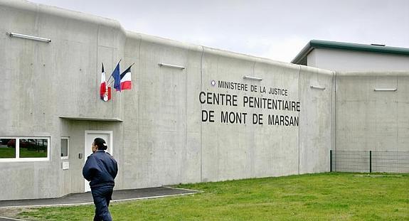 La cárcel de Mont de Marsan, la más cercana a Euskadi, puede albergar a 690 presos y fue construida en 2008. 