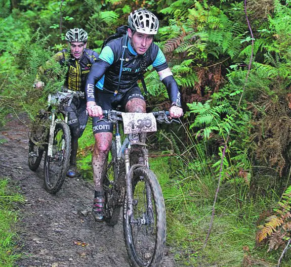 Bici de Montaña. Deporte que atrae a cientos de aficionados. 