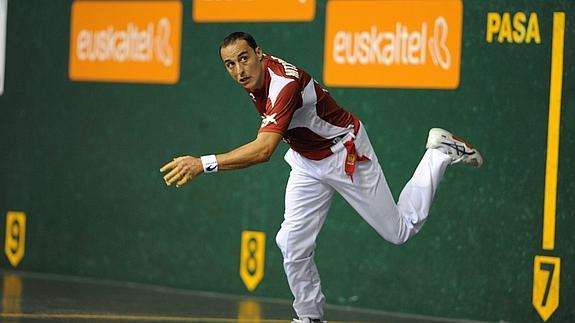 Martínez de Irujo no ha vuelto a jugar desde que venció a Julen Retegi en la final del Manomanista. 