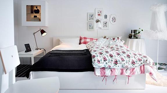 un dormitorio de IKEA 