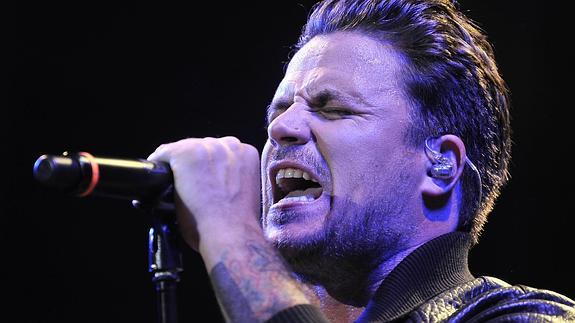 Dani Martín imita a Melendi y llama mentirosos a los periodistas