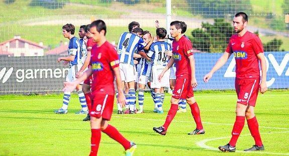 El equipo irundarra solo ha sumado un punto de doce posibles en los encuentros disputados lejos del Stadium Gal. 