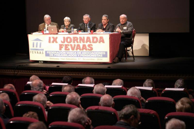 Aurretik erretiratuen eta Erretiratuen Euskal Elkarteen Federazioaren bilera. 