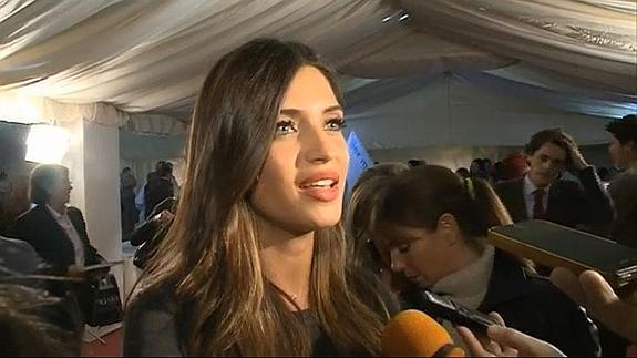 Sara Carbonero amadrina el libro 'Ser Mujer'