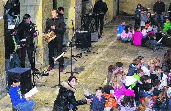 La Escuela Tomás Garbizu participó en los actos. 