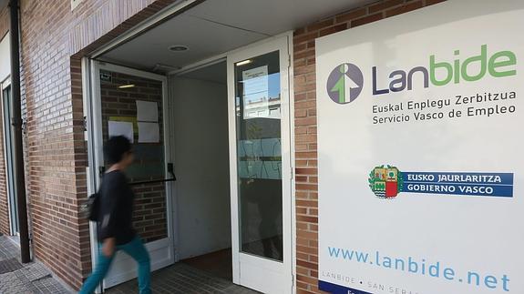 Oficina de Lanbide en Donostia. 