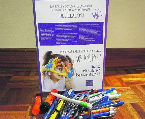 Uno de los anuncios de la campaña de recogida de bolis y material escolar.