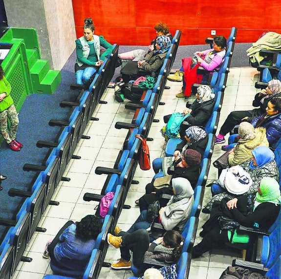 El proyecto ha reunido en torno a 50 mujeres de distintos orígenes.