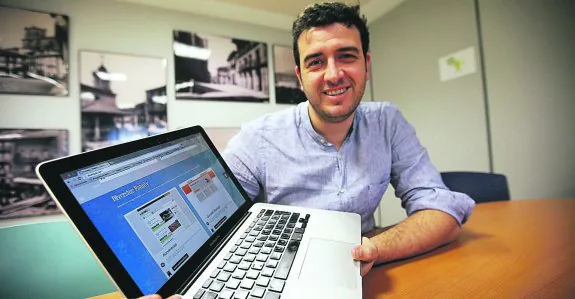 Félix Vela dio vida en plena crisis a Diversius, una empresa dedicada al desarrollo web y la creación de proyectos en internet. 