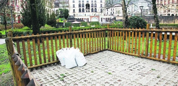 El parque de Barrena acaba de acoger el que representa el séptimo punto de recogida. 