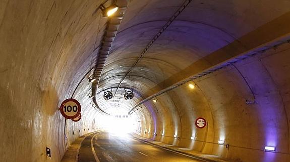 Inauguración del túnel de Deskarga. 