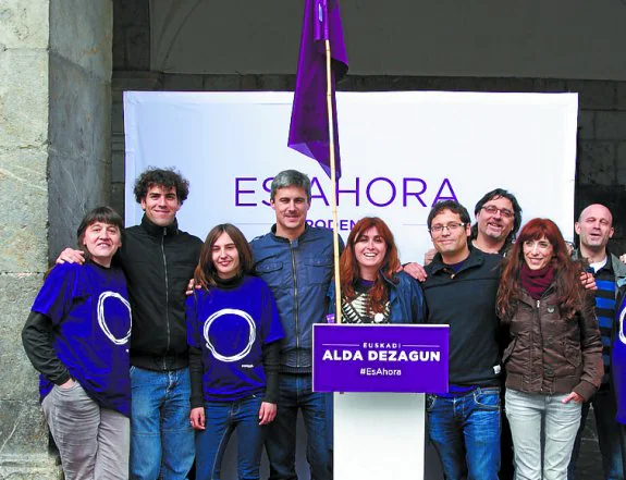 Los líderes de Podemos, ayer en Arrasate.