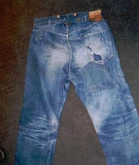 Cómo lavar los pantalones vaqueros o jeans (trucos que evitan el