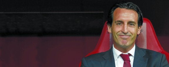 Unai Emery ha logrado ganar dos títulos europeos consecutivos con el Sevilla y la próxima temporada afrontará el reto de jugar en la Champions.