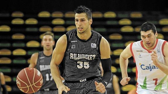 El mallorquín Pedro Llompart y el croata Vrkic refuerzan el Gipuzkoa Basket