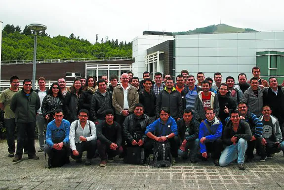 Los estudiantes chilenos, el miércoles en la jornada de bienvenida en Goierri Eskola. 