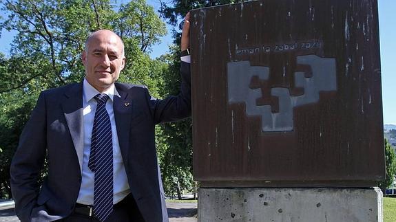 El rector de la Universidad del País Vasco (UPV/EHU), Iñaki Goirizelaia
