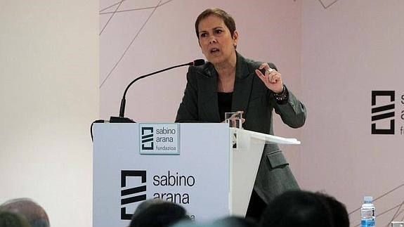 Uxue Barkos ha ofrececido una ponencia en la Tribuna de reflexión y debate de Sabino Arana Fundazioa 