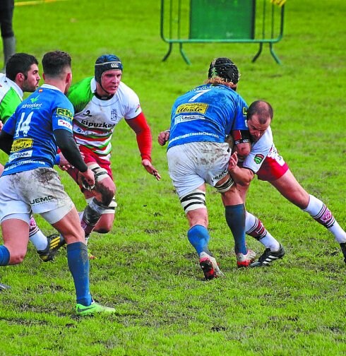 El primer equipo es el máximo exponente del club de rugby. 