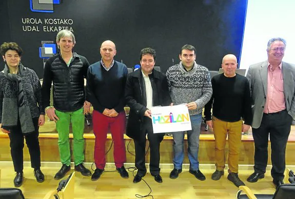 Los alcaldes. Los Ayuntamientos de la comarca mostraron su apoyo al programa Hazilan. 
