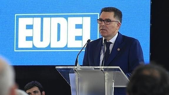 El presidente de Eudel Imanol Landa.