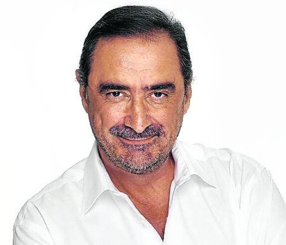 Carlos Herrera. 