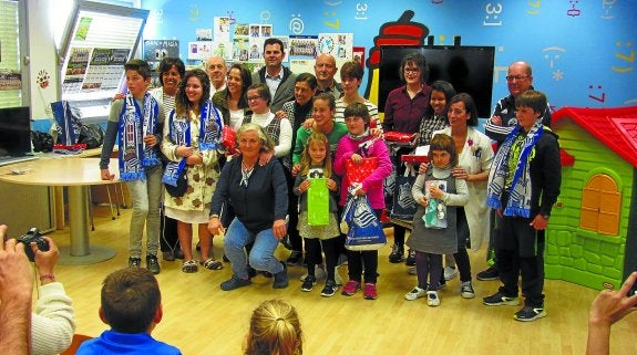 Un momento de la entrega de premios celebrada en el Materno Infantil del Hospital Donostia.