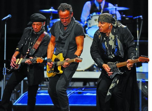 Springsteen durante el concierto en Anoeta. 