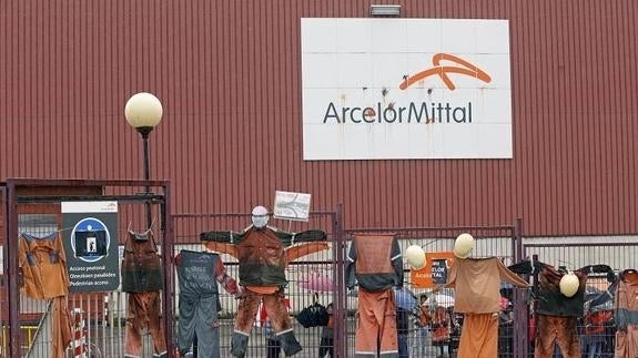 Los trabajadores de Arcelor han realizado una protesta en Zumarraga.