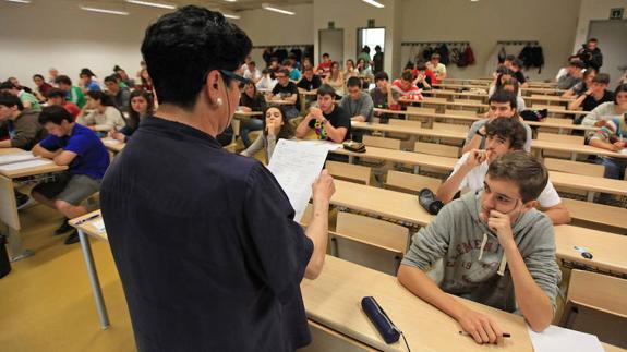 Más del 90% de los profesores vascos cree que la LOMCE no mejora la educación