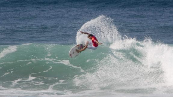 El Zarautz Pro 4teens está organizado por el surfista Aritz Aranburu.