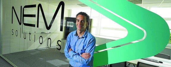 Alberto Conde, en las instalaciones de NEM Solutions en el Parke Tecnológico de Miramón, en San Sebastián.