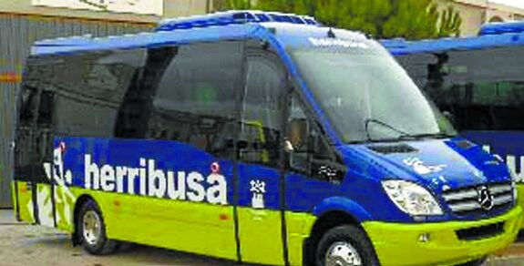 El autobús urbano, ahora llega a Oñati.
