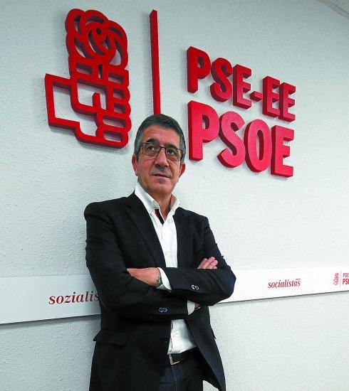 Patxi López, ayer en la sede del PSE-EE en Bilbao.
