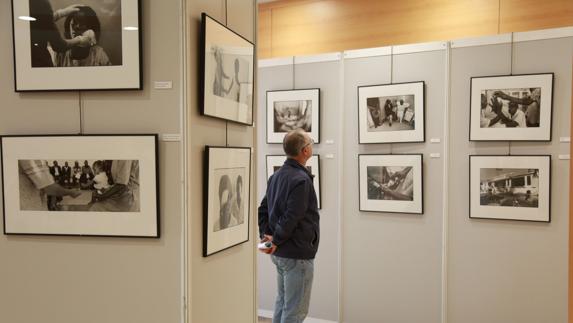 Exposición 'Ojos de Inhambane' en el Hospital Universitario Donostia. 