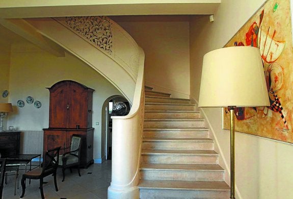 De estilo ecléctico y exquisito.