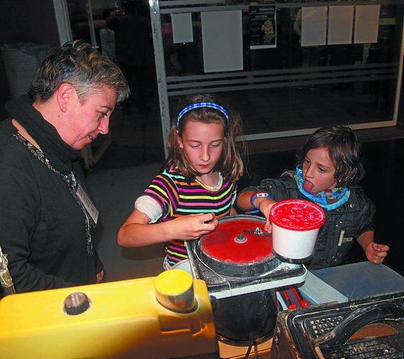 Corte y Pulido. Aprendiz de gemóloga. 