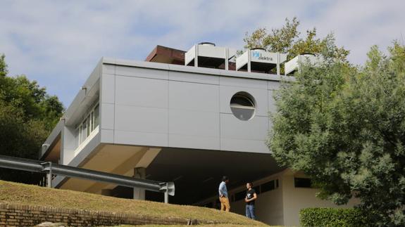 Donostia International Physics Center-eko eraikina, kanpoaldetik