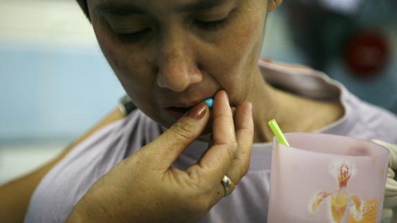 El 90% de pacientes con VIH recibe tratamiento antirretroviral