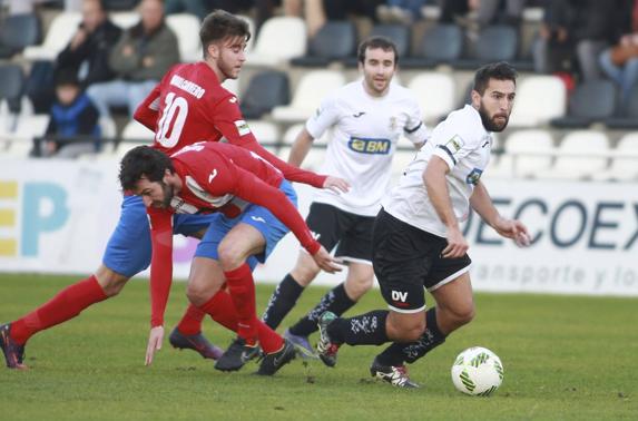 Un momento del partido disputado en Gal