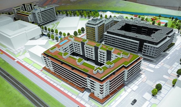 Fotomontaje del proyecto urbanístico de Txomin Enea, con la primera fase de construcción resaltada.