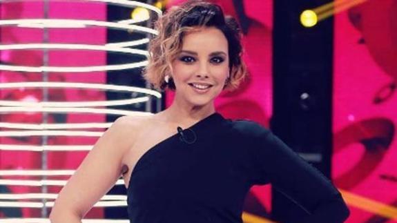 Chenoa asegura que hay una mano negra detrás de su carrera