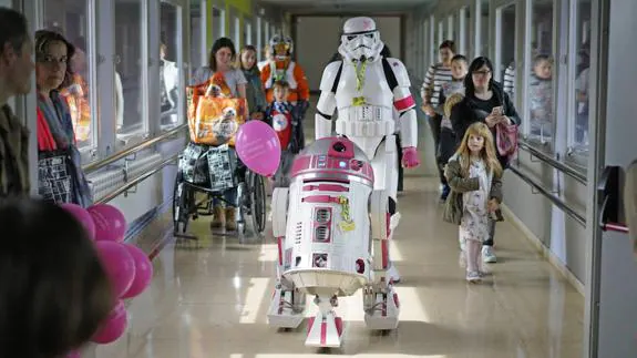 Los personajes de Star Wars en el Hospital Donostia.